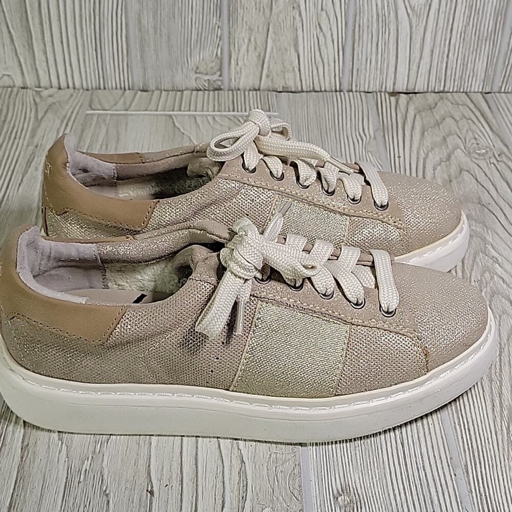 OTBT Normcore Mid Taupe Lace Up Leather Sneakers Womens Size 6.5 NEW - Picture 3 of 14